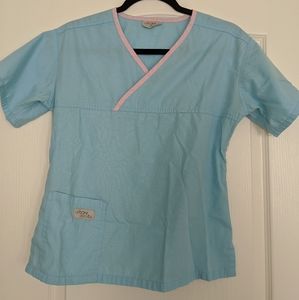Urbane Scrub top